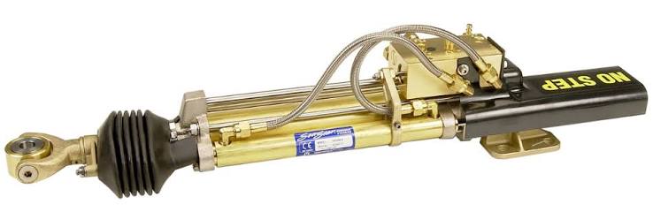 Hynautic marine hydraulic steering cylinder assembly with hoses
